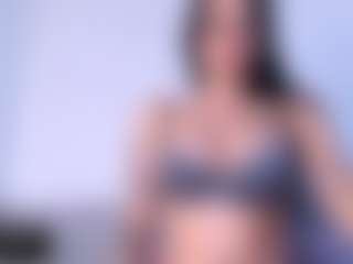 Thayra's Live Sex Cam Show
