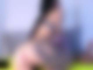 Thayra's Live Sex Cam Show