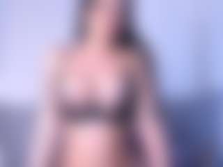Live cam show with Thayra - Big Tits on CamClone