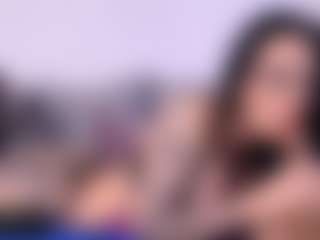 Live cam show with Thayra - Big Ass on googirlz