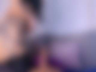 Thayra's Live Sex Cam Show