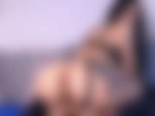 Thayra's Live Sex Cam Show