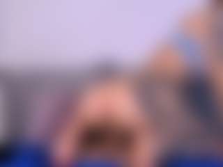 Thayra's Live Sex Cam Show