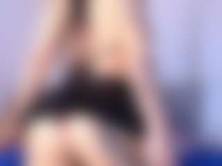 Thayra's Live Sex Cam Show