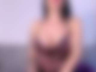 Thayra's Live Sex Cam Show