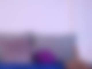 Thayra's Live Sex Cam Show
