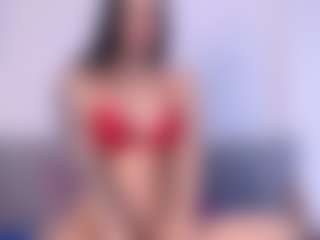 Thayra's Live Sex Cam Show
