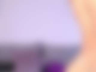 Thayra's Live Sex Cam Show