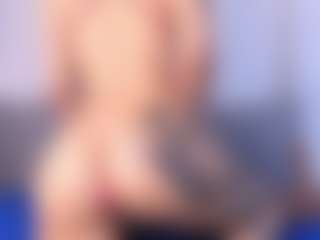 Thayra's Live Sex Cam Show