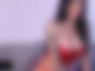 Thayra's Live Sex Cam Show