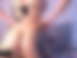 Thayra's Live Sex Cam Show