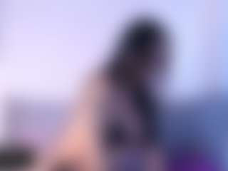 Thayra's Live Sex Cam Show