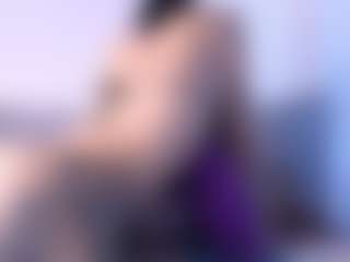 Thayra's Live Sex Cam Show
