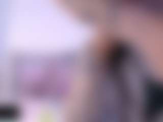 Thayra's Live Sex Cam Show