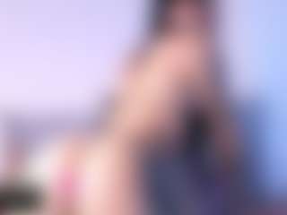 Thayra's Live Sex Cam Show