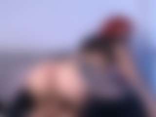 Thayra's Live Sex Cam Show