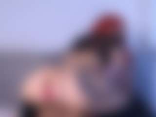 Thayra's Live Sex Cam Show