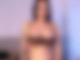 Thayra's Live Sex Cam Show