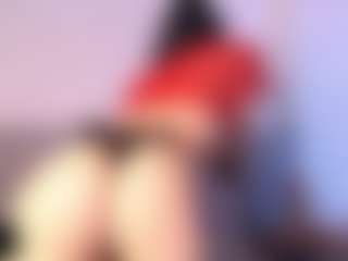 Thayra's Live Sex Cam Show