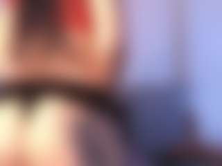 Thayra's Live Sex Cam Show
