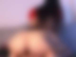 Thayra's Live Sex Cam Show