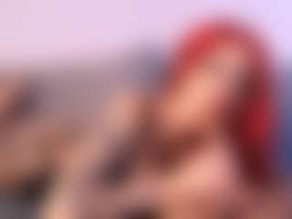 Live cam show with Thayra - Bedroom Big Tits on Camsoda