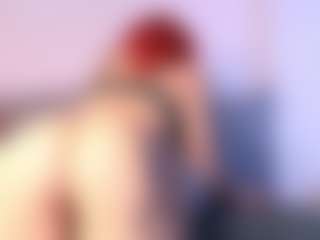 Thayra's Live Sex Cam Show