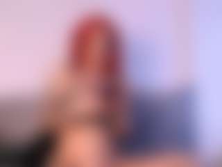 Live cam show with Thayra - Brown Eyes Toys on Camiplay Live