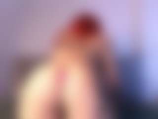 Live cam show with Thayra - Pornstar Spank on Cam Slut
