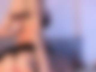 Thayra's Live Sex Cam Show