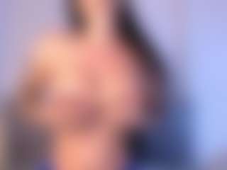 Thayra's Live Sex Cam Show