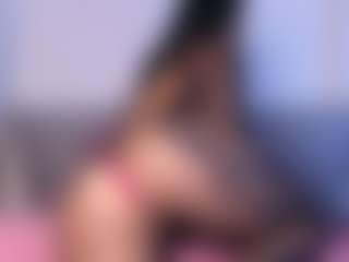 Thayra's Live Sex Cam Show