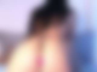 Thayra's Live Sex Cam Show