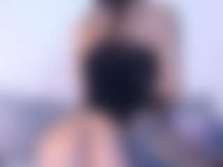 Thayra's Live Sex Cam Show