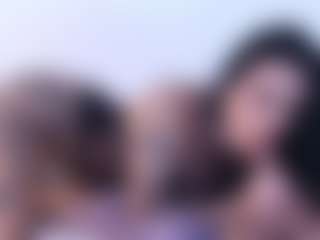 Thayra's Live Sex Cam Show