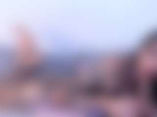 Thayra MILF webcam performer live streaming