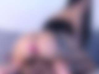 Thayra's Live Sex Cam Show