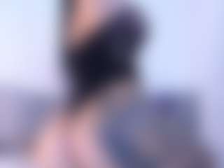 Thayra's Live Sex Cam Show