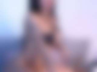 Live cam show with Thayra - Spanish Mature on Uber Horny | colombia