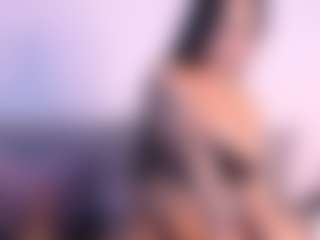 Thayra's Live Sex Cam Show