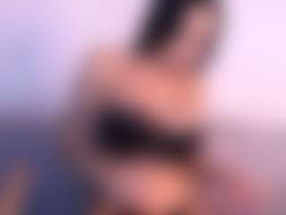 Live cam show with Thayra - Flex on Camsoda