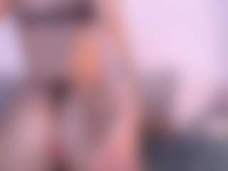 Live cam show with Thayra - HD MILF on Adult Interactions