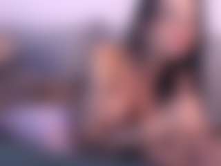 Thayra's Live Sex Cam Show