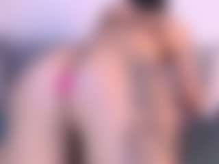 Thayra's Live Sex Cam Show