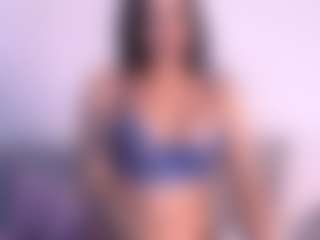Thayra's Live Sex Cam Show