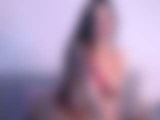 Thayra's Live Sex Cam Show