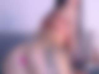 Thayra's Live Sex Cam Show