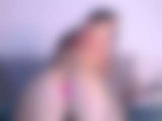 Thayra's Live Sex Cam Show
