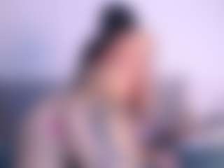 Thayra's Live Sex Cam Show