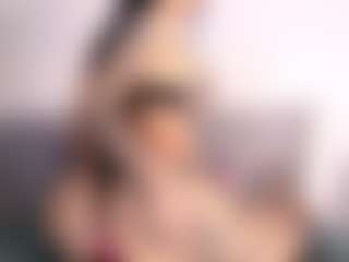 Thayra's Live Sex Cam Show